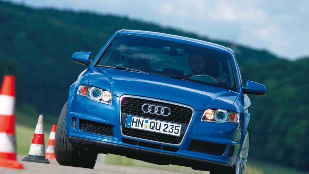 Test: Audi A4 DTM Edition 2.0 TFSI mit 220 PS - SPORTSCHAU