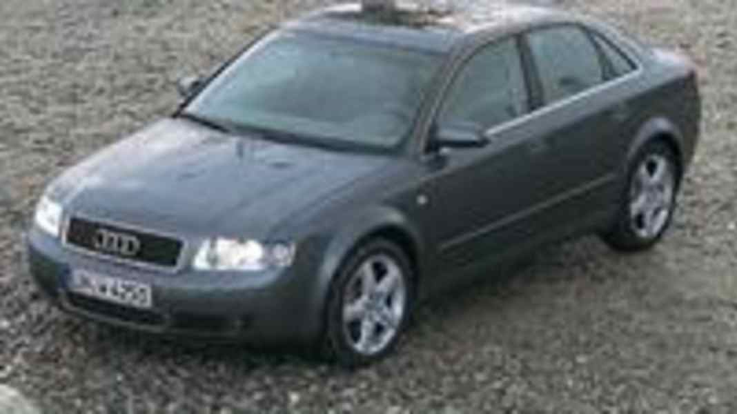 A4 3.0 Multitronic mit 220 PS