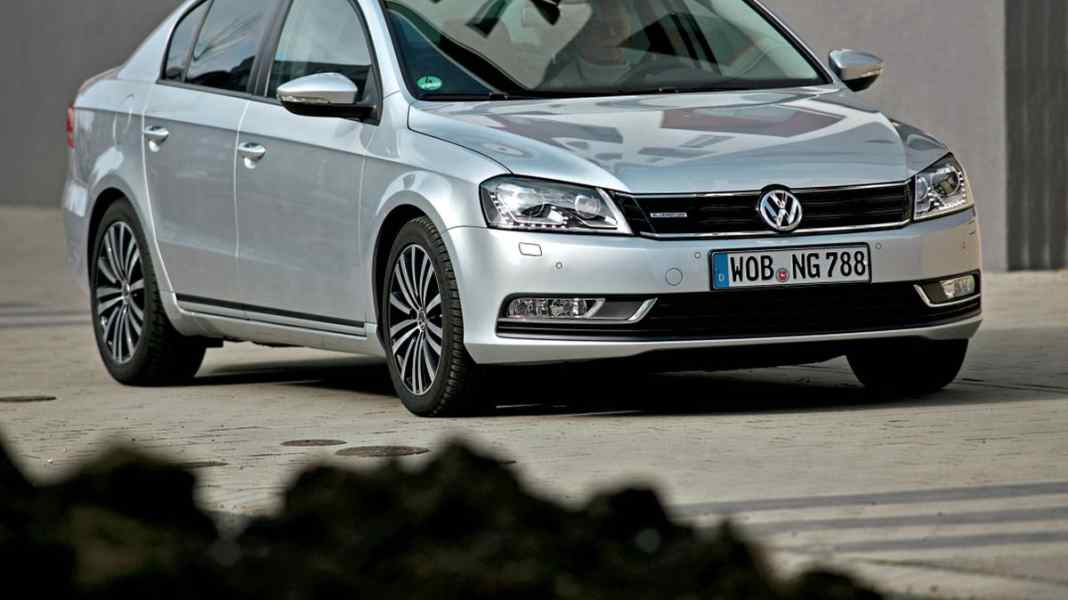 Test: VW Passat BlueMotion 1.6 TDI mit 105 PS - Spar-Klasse