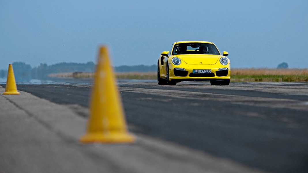 Technik: Porsche Adaptive Aerodynamik - Leit-Werk