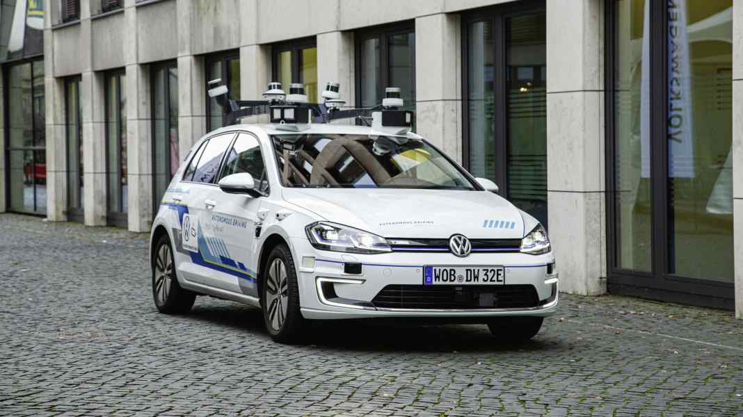 Volkswagen und Bosch revolutionieren autonomes Fahren
