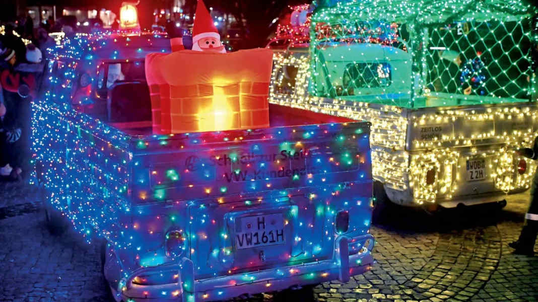 Twinkle-Light-Cruise - Bullis bringen Weihnachtsstimmung