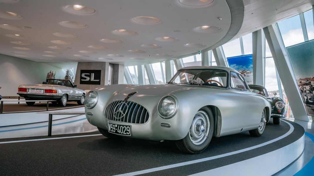 Mercedes-Benz feiert seine Legende SL im Stuttgarter Museum