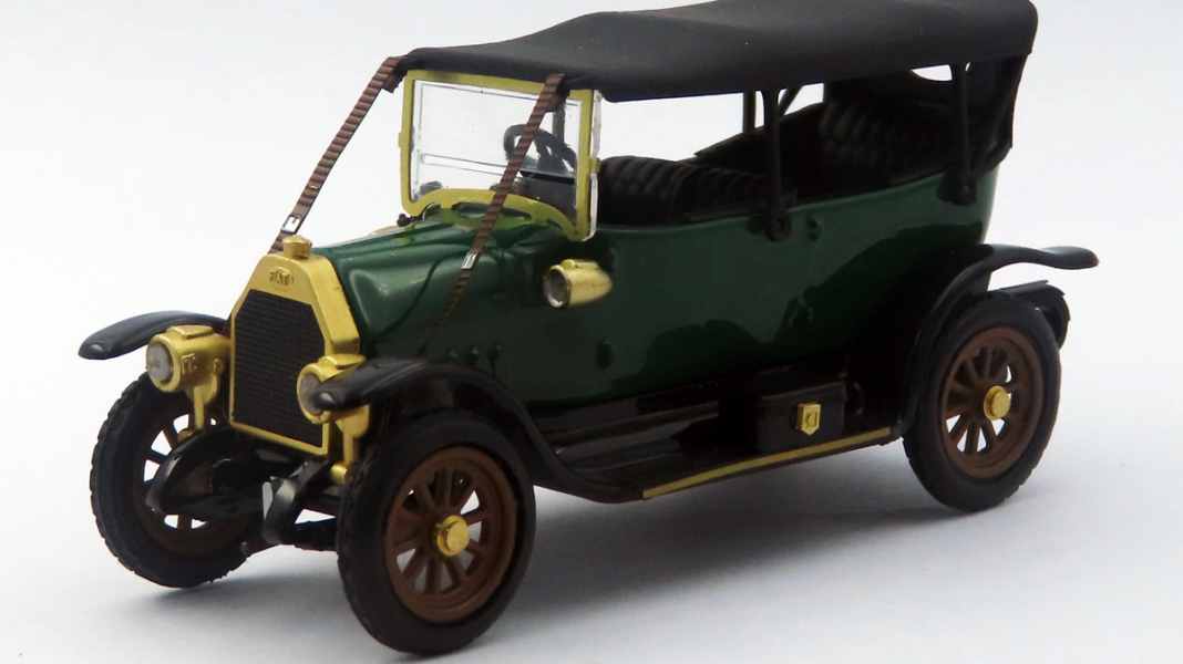 Rio bringt zwei Uralt-Fiat als 1:43-Modelle. Und einer davon ist sogar eine echte Null!