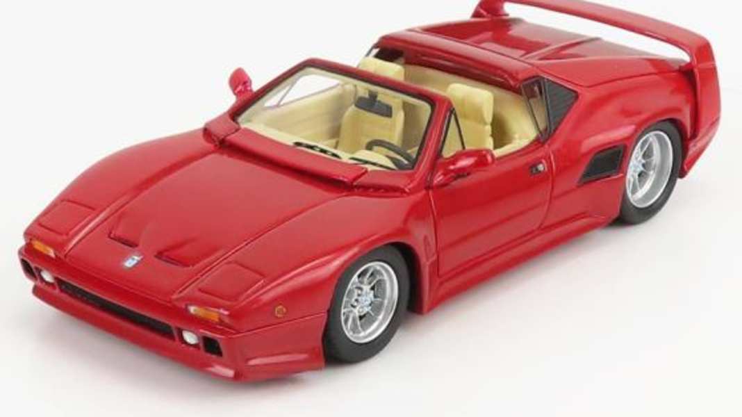 Kess bringt den offenen De Tomaso SI Targa als Resinemodell in 1:43 – gleich dreimal!