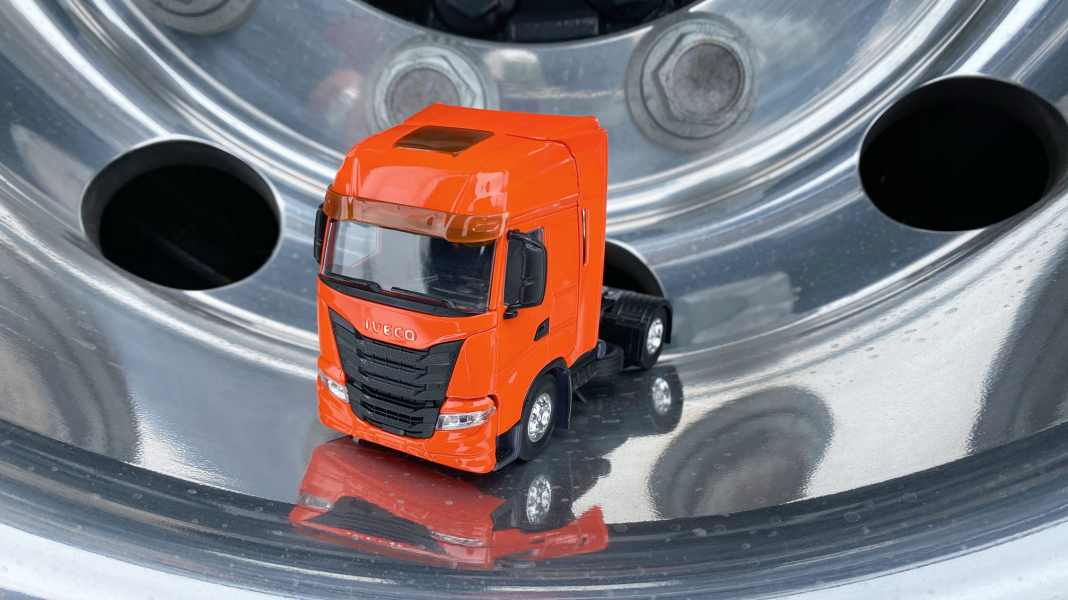 I did it „S-Way“: ’20 Iveco S-Way von Tekno in 1:50