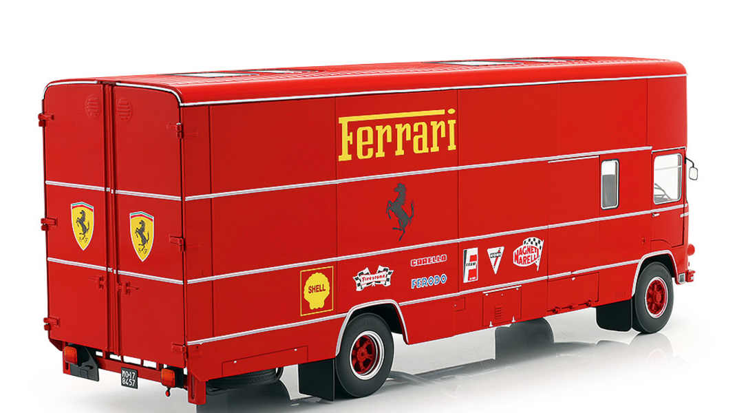 Der rote Rolfo: ’67 Rolfo OM 150 Renntransporter von CMR in 1:18