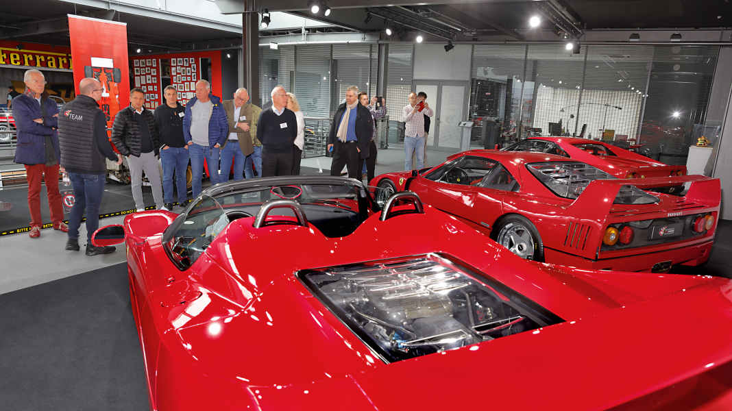 Preisverleihung der Leserwahl zum Modellfahrzeug des Jahres 2024 - Hollywood-reif