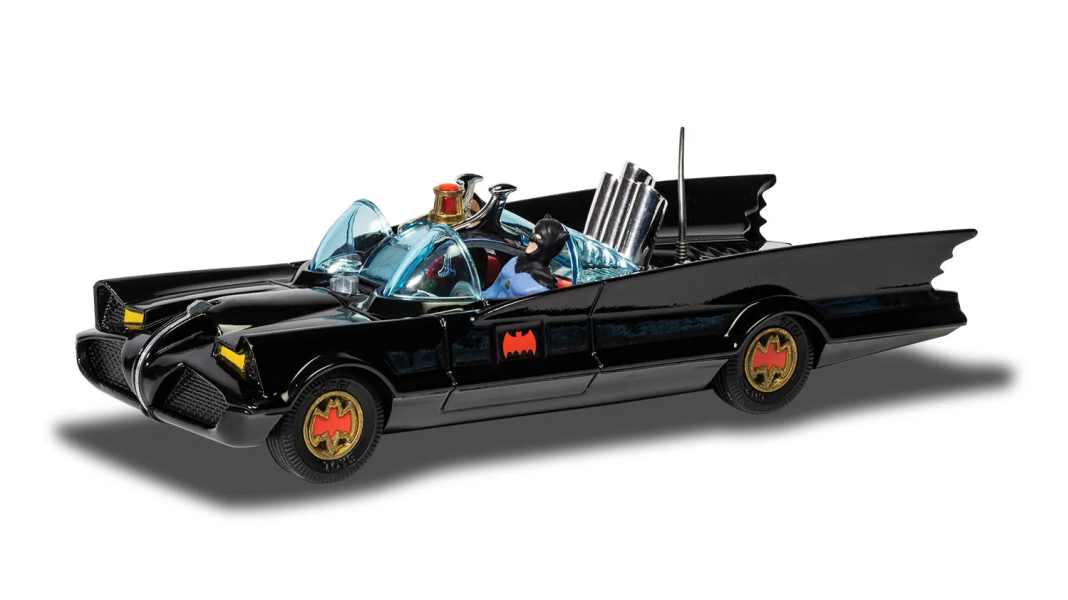 Bei Corgi flattert die Fledermaus: Das Batmobile in 1:43 kommt wieder!