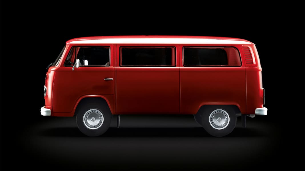 Revell-Kit: Der 1:24-Bulli kommt jetzt auch mit Licht und Sound