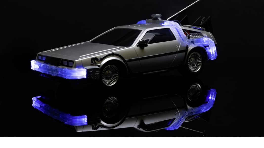 Jada Toys driftet “Zurück in die Zukunft” mit diesem RC-Modell des De Lorean in 1:16