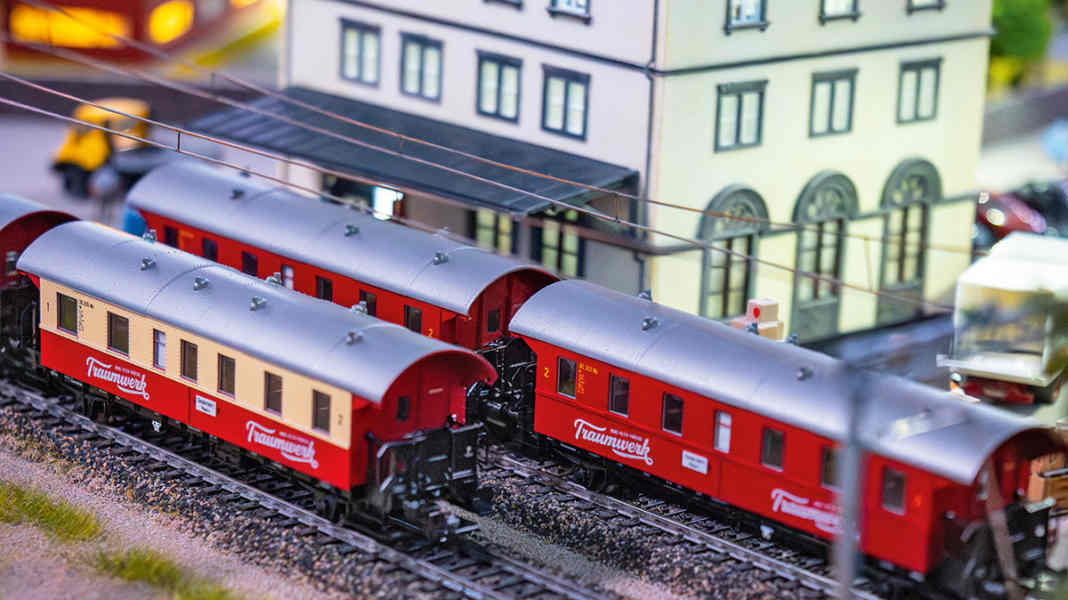 Märklin-Modelle für Porsche-Fans im HPP Traumwerk in 1:87 – In Zugzwang