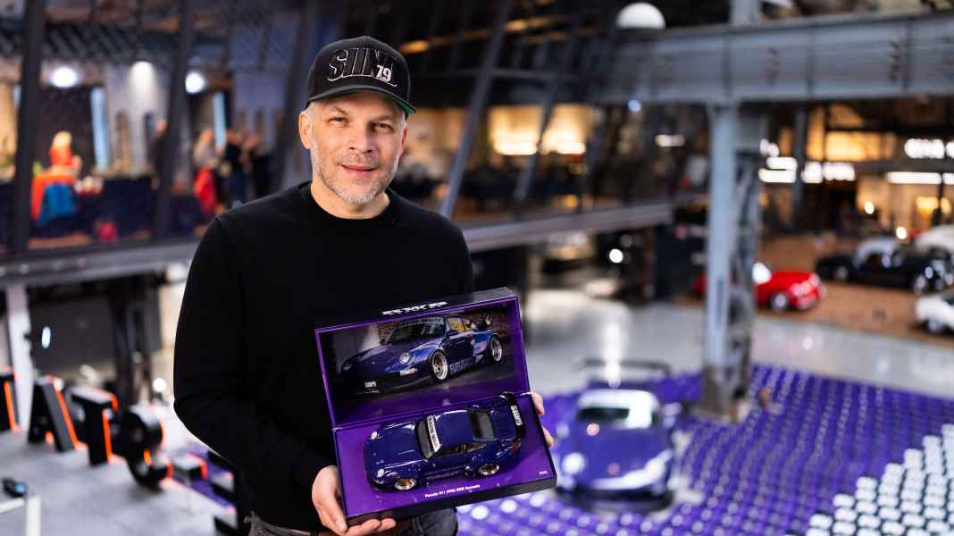 Großer Bahnhof für zwei neue Sidney-Hoffmann-1:18er