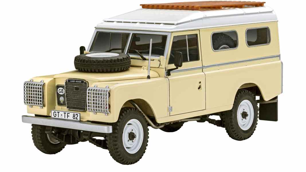 Revell macht seinen Landy in 1:24 zum Lieferwagen