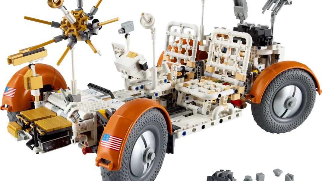 Das Auto für den Trabanten: Lego baut Lunar-Mobil in 1:8 aus 1913 Klötzen nach!