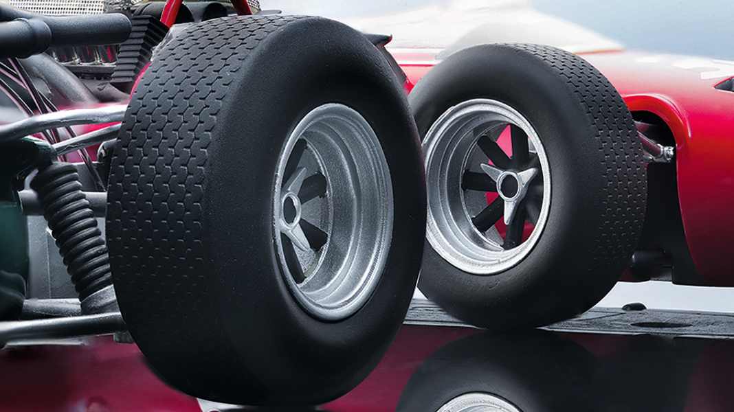 ’66 Cooper-Maserati T81 von Tecnomodel in 1:18 – Das Sixpack