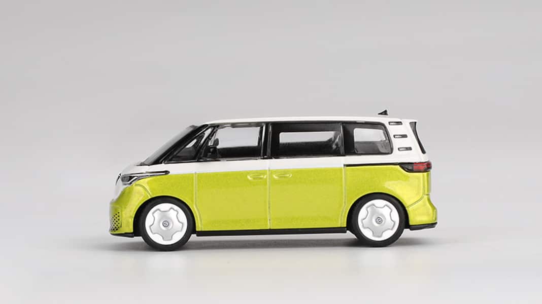 Mini GT kündigt sechs neue 1:64-Modelle für November an