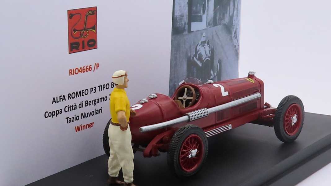Rio bringt Tazio Nuvolaris Siegerwagen von 1935 aus Bergamo mit Figur in 1:43