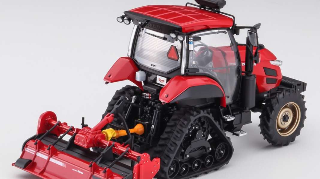 Hasegawa baut Yanmar-Trecker mit Vertikutierer in 1:35