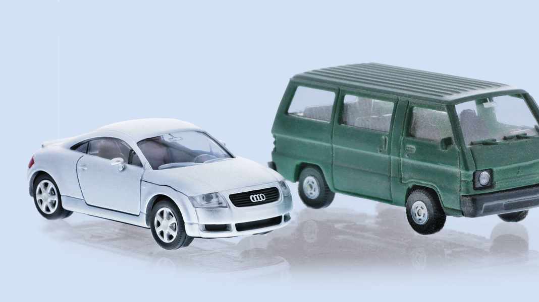 KREISVERKEHR: RUND UMS MODELL - 40 Jahre Rietze Automodelle – „Die Japaner waren schuld“