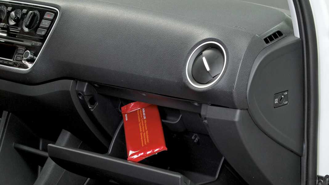 Bauplan: Geschlossenes Handschuhfach für den Up! - Große Klappe!
