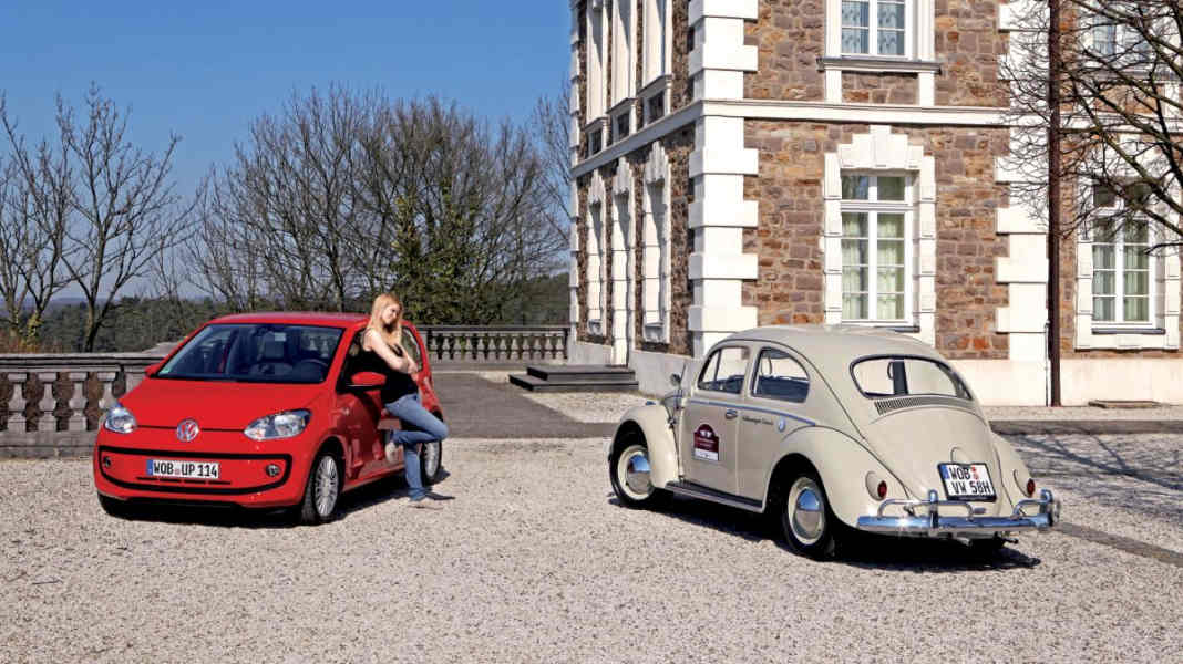 Vergleichstest: VW Up! 1.0 75 PS vs. Käfer Exportmodell 30 PS - Ahnenforschung