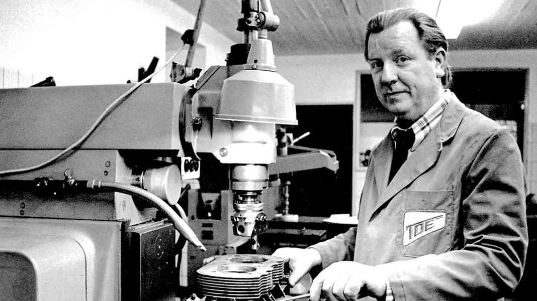 Nachruf - Abschied von Theo Decker