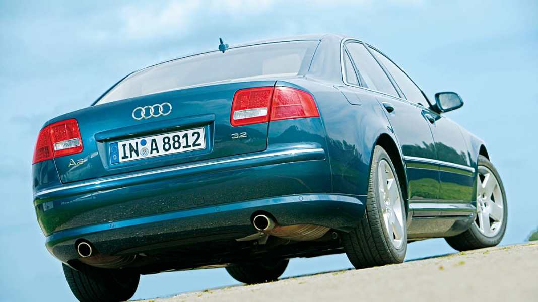 Test: Audi A8 3.2 FSI mit 260 PS - HAB SECHS