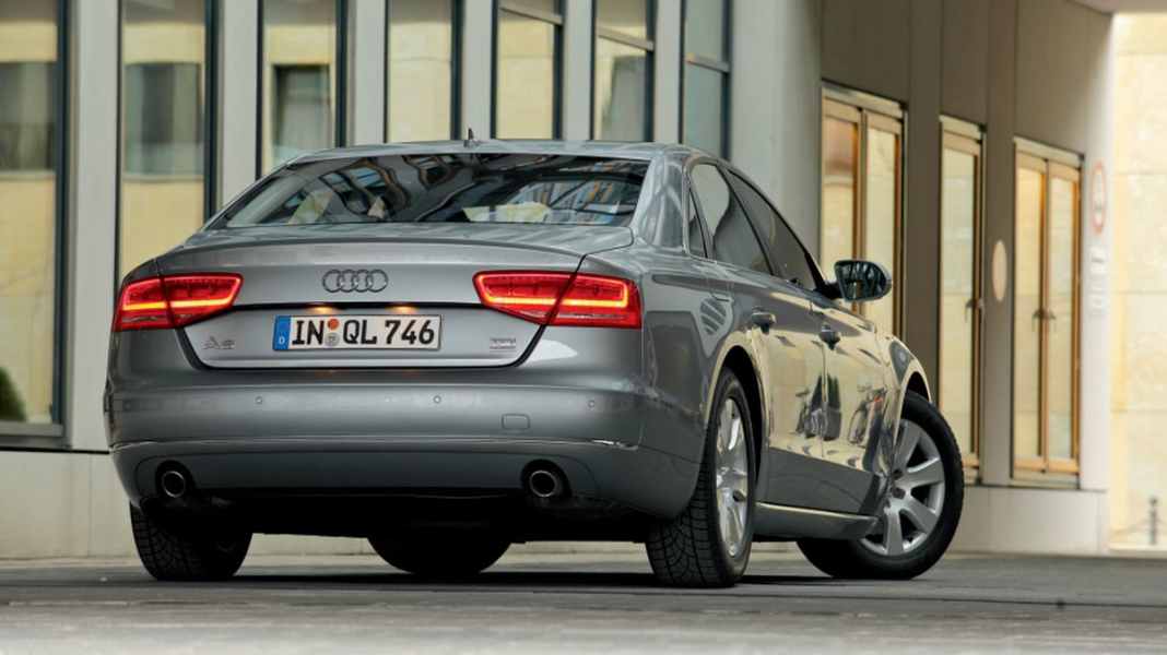 Reifentipp Audi A8 - Auf großem Fuß