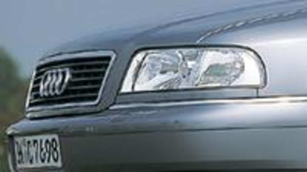 A8 3.7 quattro Tiptronic mit 260 PS