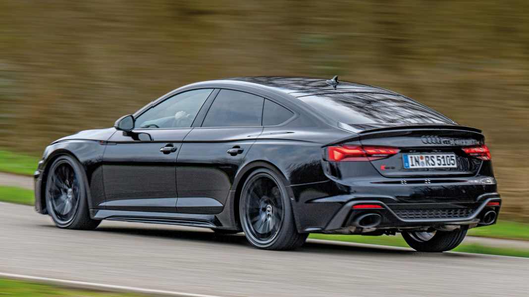 Audi RS5 SportbackCompetition Plus: Dunkler Ritter