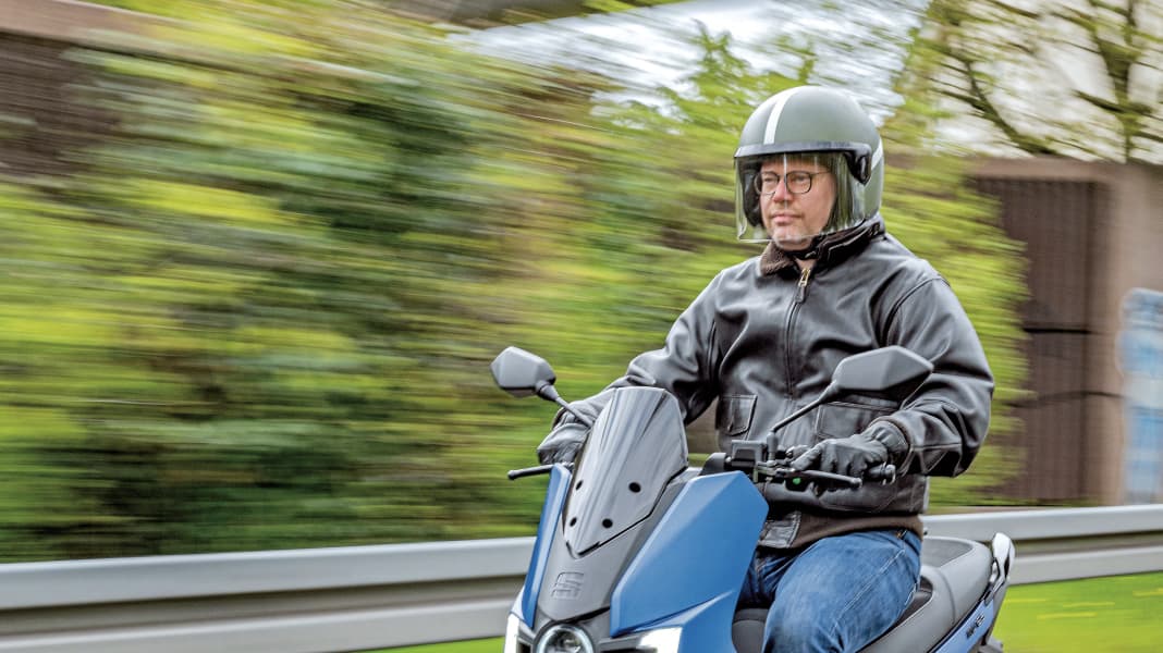 Seat MÓ 125 Performance: E-MÓ bilität