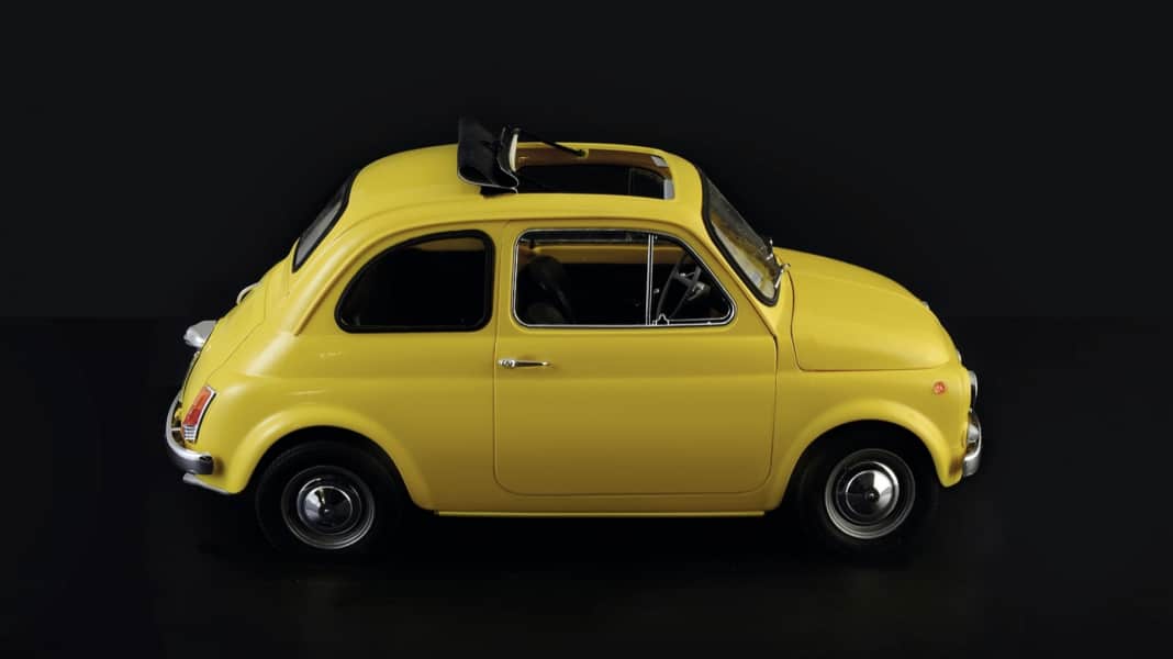 Italeri brezelt seinen 1:12-Kit des klassischen Fiat 500 weiter auf