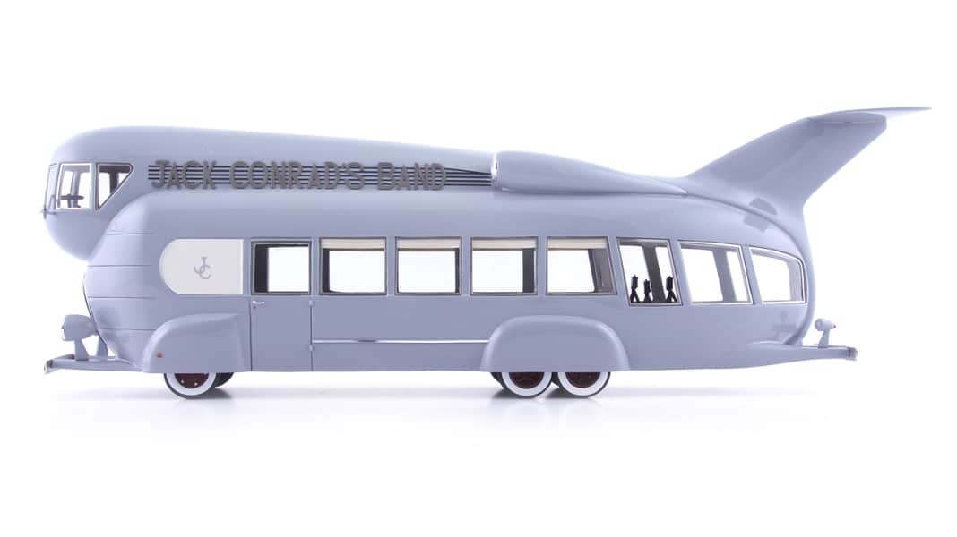 Auto-Cult bringt einen Tourbus im Cinemascope-Format als 1:43er