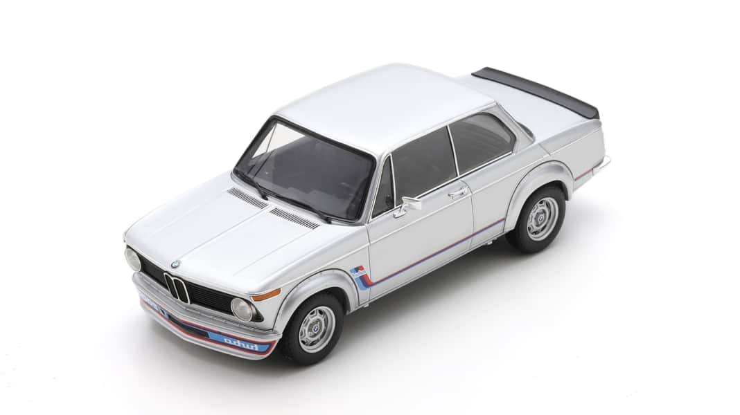 Spark kann es auch zivil, wie zwei BMW und ein Mini in 1:43 und 1:18 beweisen