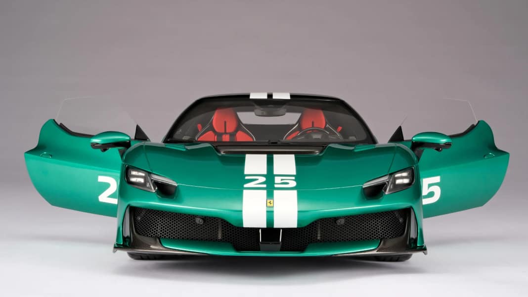 Diese Ferrari 296 Speciale in 1:8 macht die Konkurrenz nürburgring-grün vor Neid