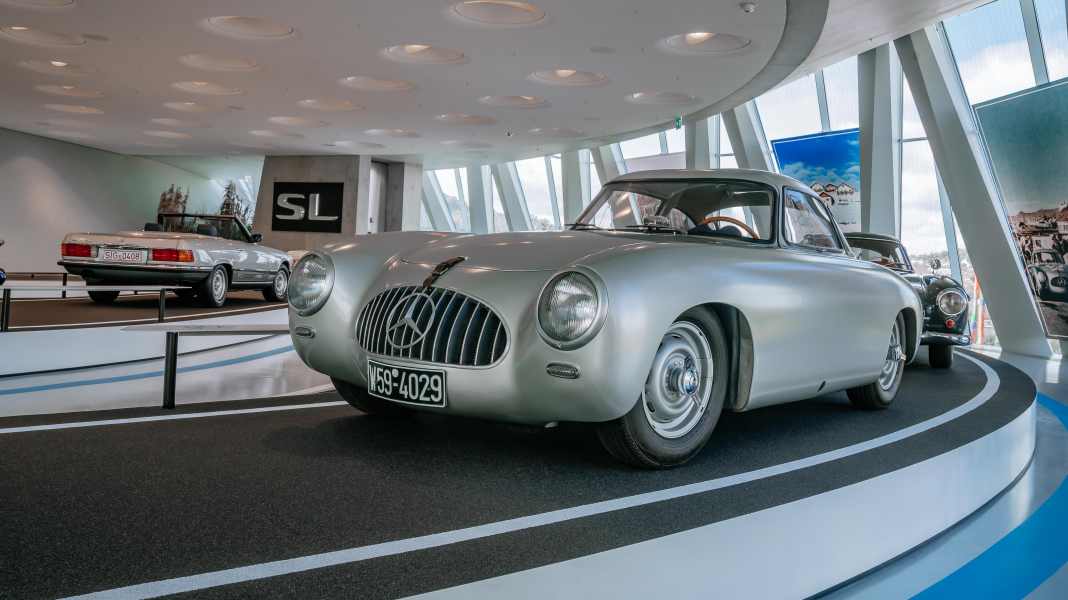 Mercedes-Benz feiert seine Legende SL im Stuttgarter Museum
