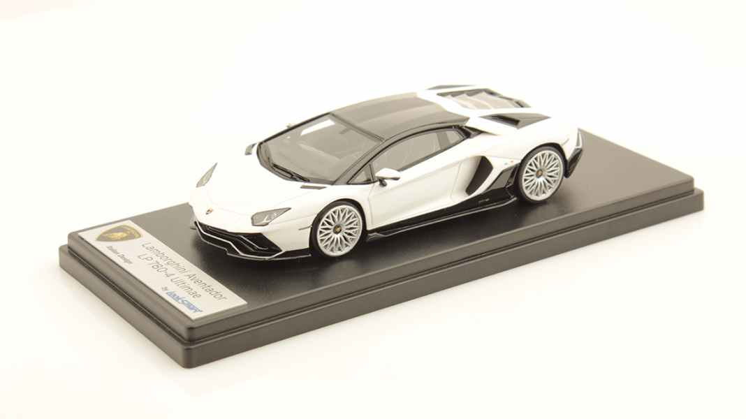 Looksmart kündigt den ultimativen Lamborghini Aventador in 1:43 an