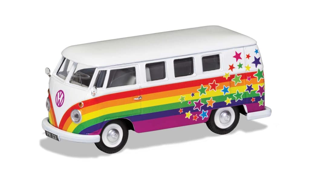 All You need is Love: Corgi bringt jetzt Flower-Power-Bullis in 1:43
