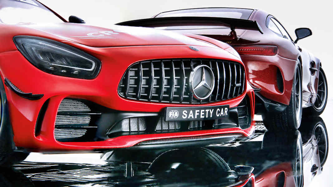 Im roten Bereich: Zwei neue Mercedes-AMG GT-R von Minichamps in 1:18