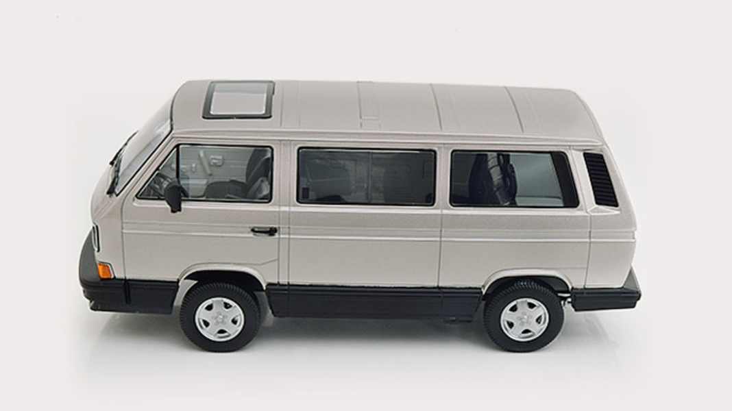 Die T3 sind high! VW T3 Syncro und Magnum von KK-Scale in 1:18