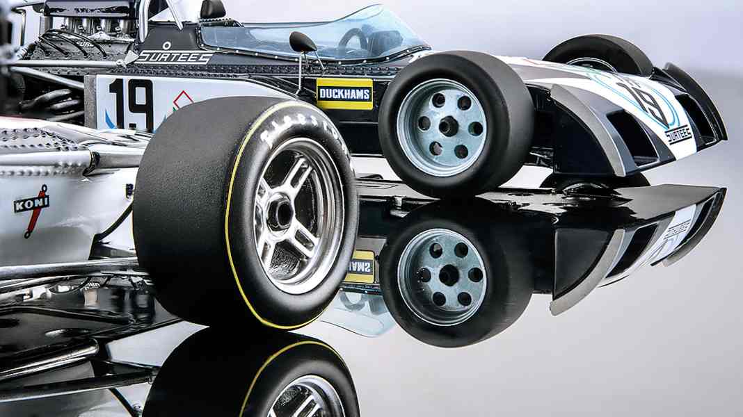 Champ als Teamchef: ’71/’72 Surtees TS9 von Tecnomodel in 1:18