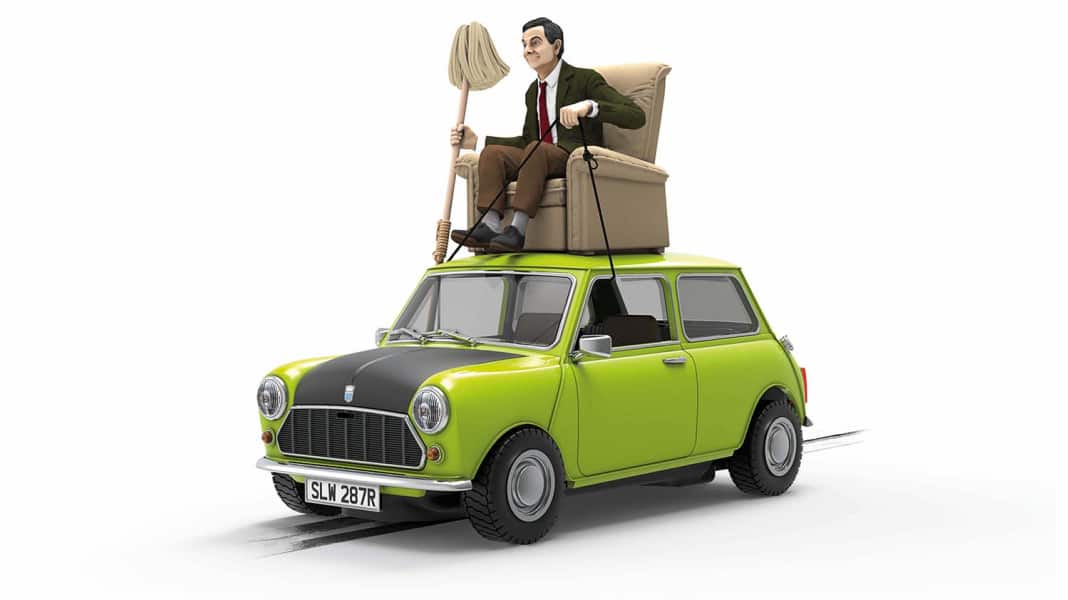 Scalextrix setzt auf Mr. Bean und die Blues-Brothers für die Schlitzpiste