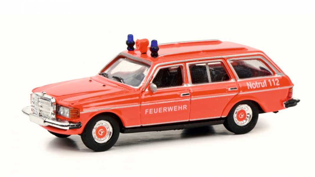 Schuco stellt zwei Mercedes-Benz W123 als 1:87-Einsatzwagen in den Dienst