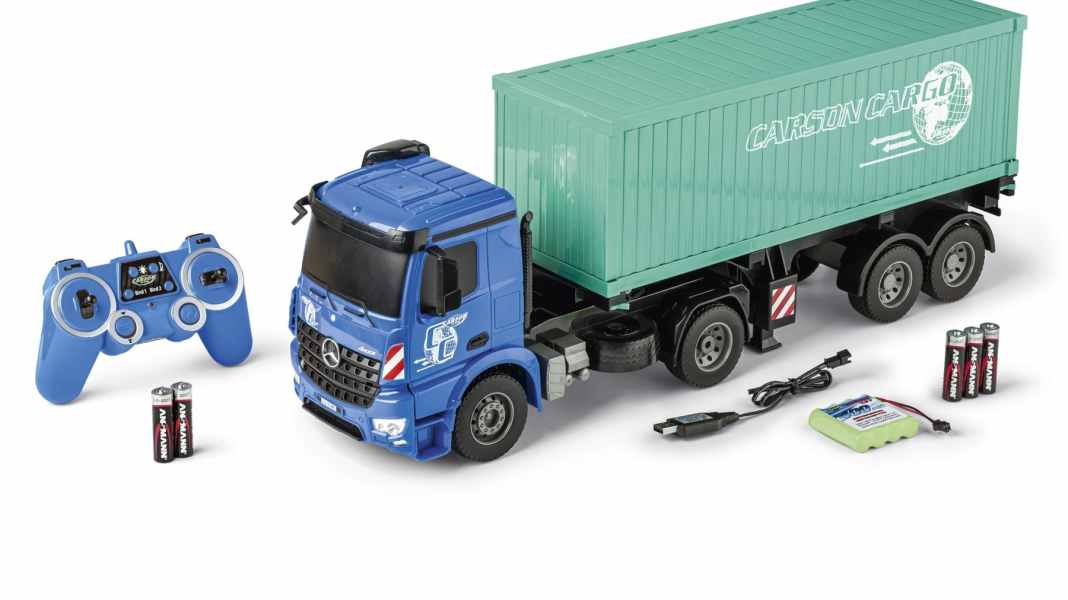 Carson-Modellsport bringt Arocs-Laster im 60-Zentimeter-Format