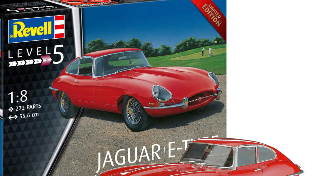 Revell bringt den Jaguar E-Type als Kit im Großmaßstab 1:8