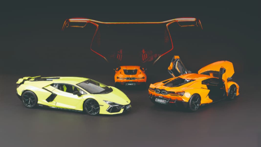 Lamborghini Revuelto in 1:24 & 1:18 - Familienbande