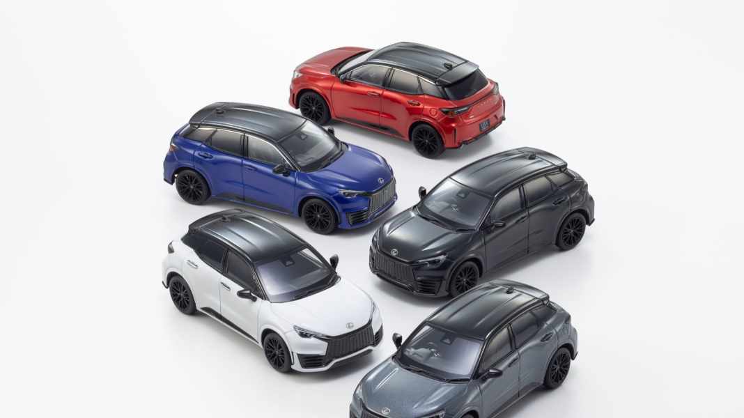Kyosho bringt Lexus-Exoten LBX Morizo RR in fünf Farben als 1:43er