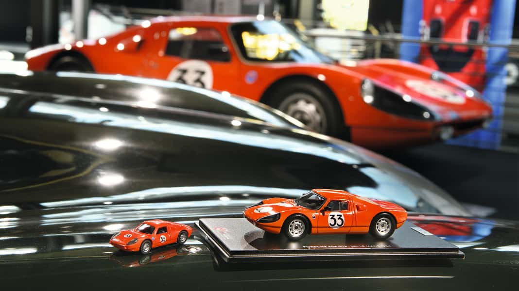 Das Nationale Automuseum und seine Sondermodelle – Sagenhaftigkeiten