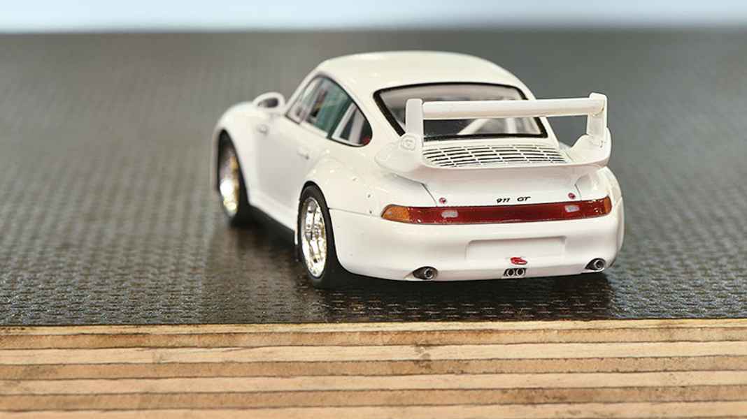 Porsche-911-Ahnengalerie von Spark in 1:43 - Herrjemine!